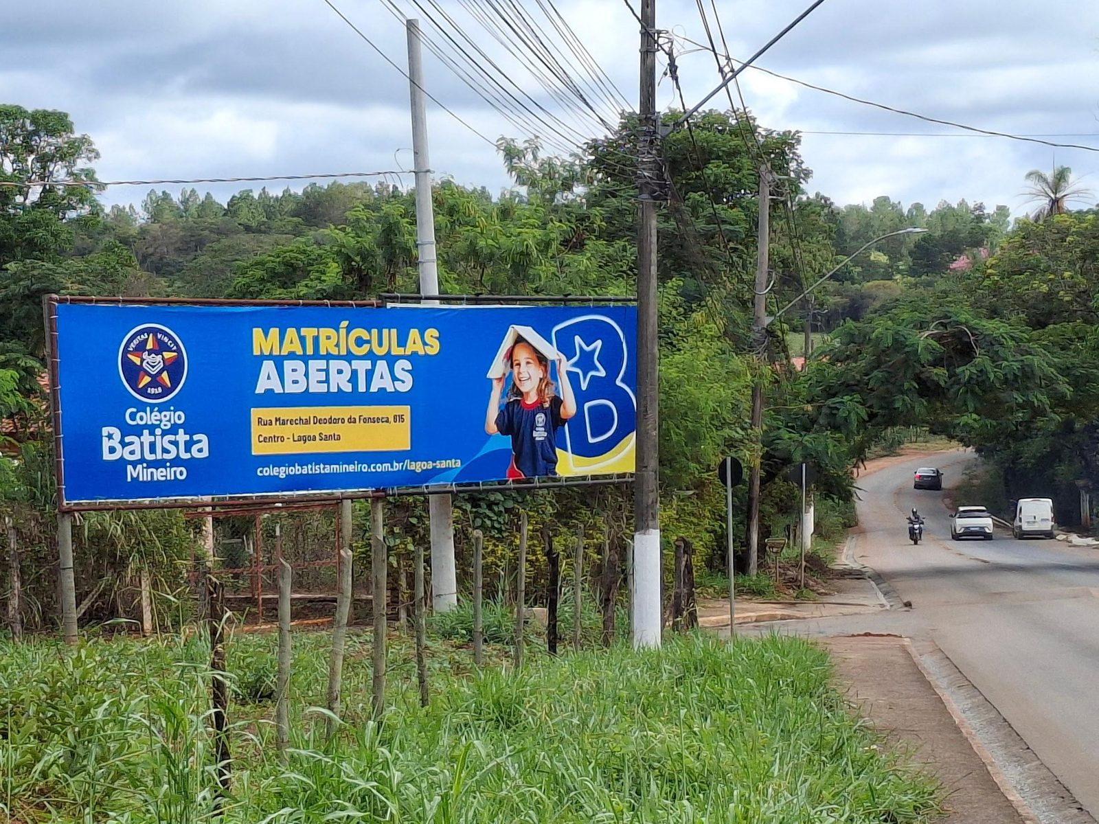 Painel outdoor Av. Pinto Alves – Campinho (10x2,5) em Lagoa Santa, MG